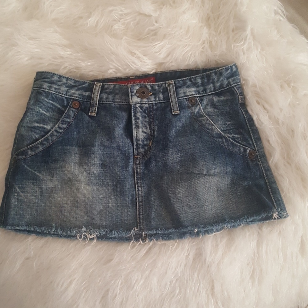 GUESS Jean Skirt 26 Denim 81 Excellent Condition